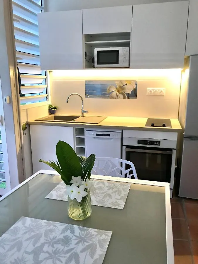 Coeur Tiare Studio Lounge Piscine Plage Cocotiers Saint-Francois  0*, Saint-Francois (Grande-Terre)